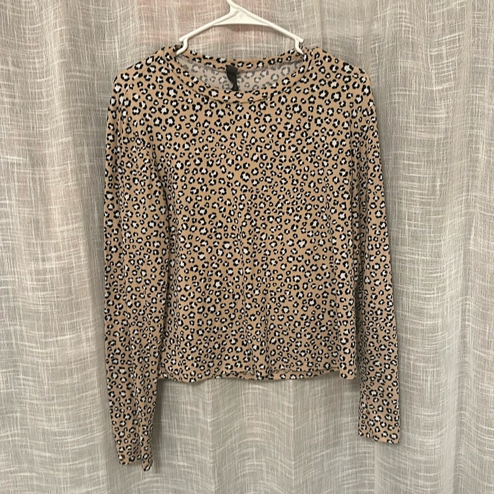 Francesca’s Ayla Leopard Shirt